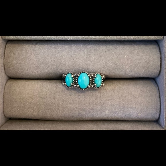 QVC RING - Picture 1 of 2